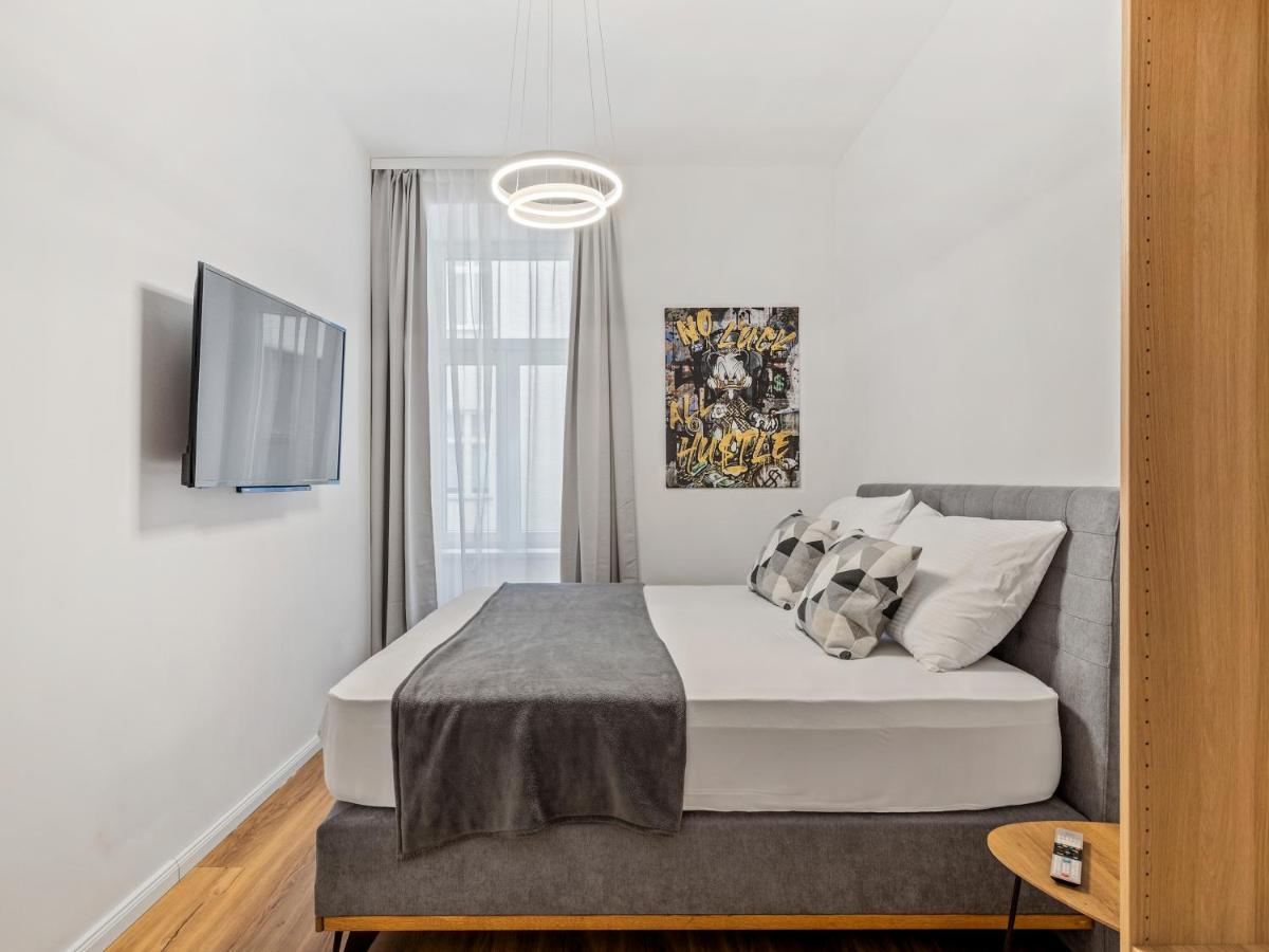 Sky9 Apartments District 6 Vienna Exterior photo